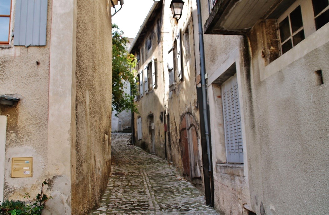 découvrez la maison de santé de dieulefit, un établissement moderne et innovant, dédié à votre bien-être et à votre santé en 2027. profitez de services médicaux variés, d'une équipe de professionnels compétents et d'un environnement accueillant pour garantir des soins de qualité.