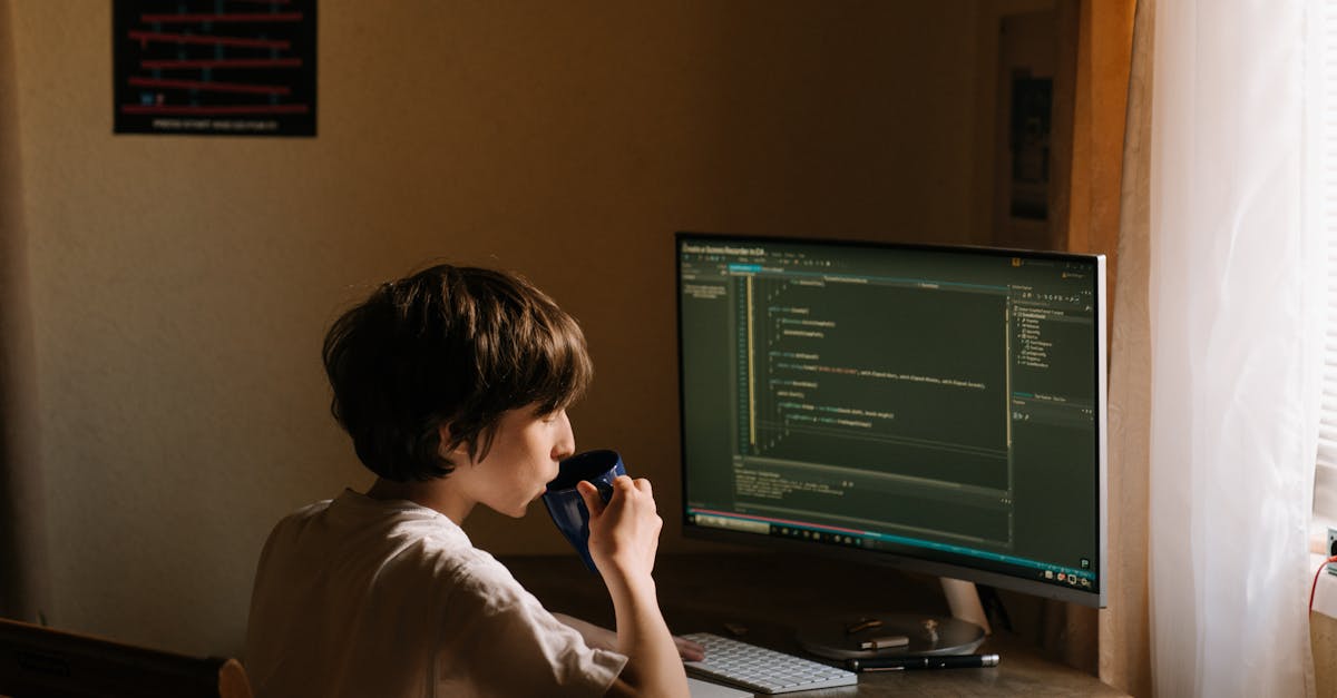 découvrez les critères d'éligibilité pour le css (complément de libre choix de mode de garde) en france. informez-vous sur les conditions d'accès, les démarches à suivre et les aides disponibles pour optimiser votre budget garde d'enfants.