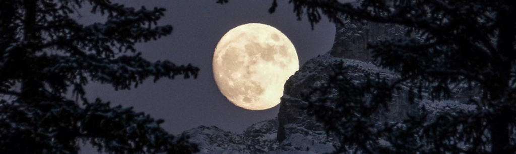 découvrez l'impact fascinant de la pleine lune sur notre sommeil. explorez comment les cycles lunaires peuvent influencer nos habitudes de sommeil, ainsi que des conseils pour mieux dormir lors des nuits de pleine lune.