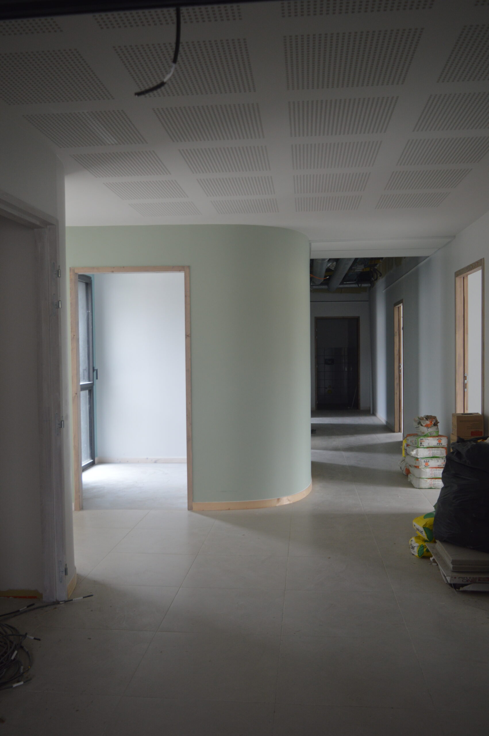 découvrez nos solutions innovantes pour la réhabilitation de maisons de santé, alliant confort, modernité et respect des normes. offrez un environnement optimal aux professionnels de la santé et aux patients grâce à notre expertise en rénovations adaptées.