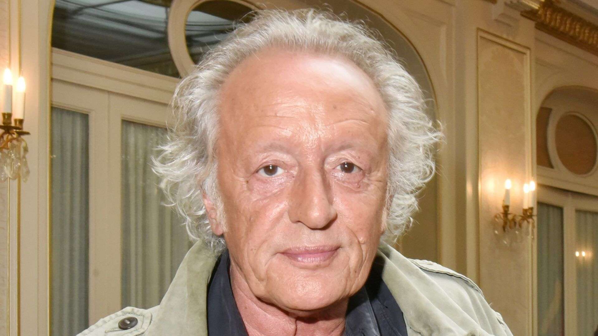 découvrez les dernières déclarations de barbelivien qui rassurent ses fans sur son état de santé. suivez son parcours et les nouvelles positives concernant son bien-être.