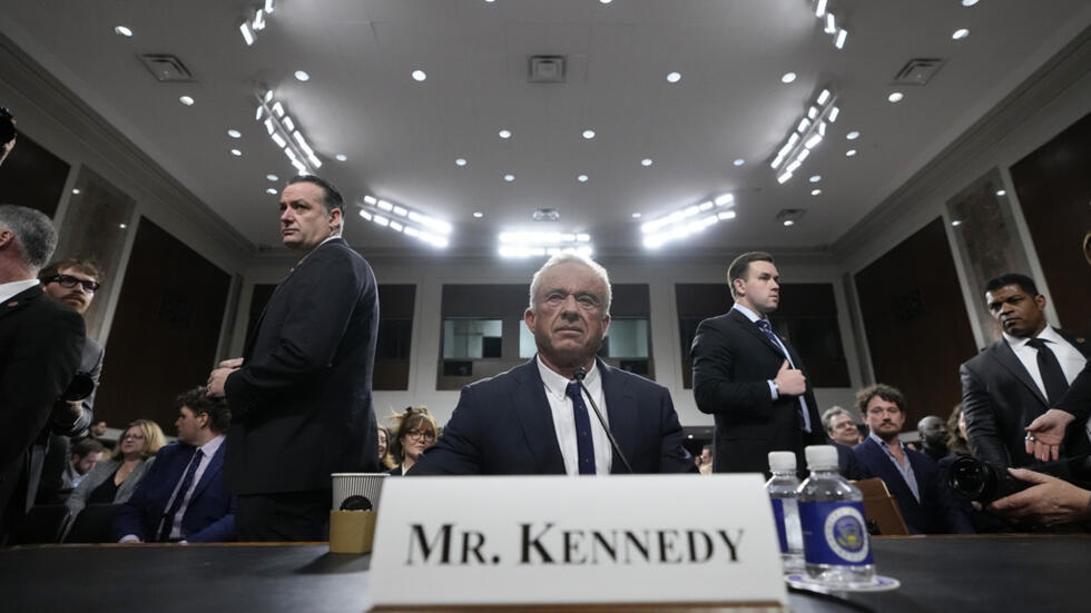 découvrez les coulisses du ministère de la santé pendant l'administration de trump à travers le prisme de kennedy jr. et son analyse des controverses et des décisions chaotiques qui ont marqué cette période. une plongée au cœur des enjeux de santé publique et des débats qui ont façonné l'époque.